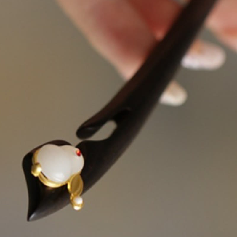 KarmaRipple's Auspicious Cloud Sandalwood Rabbit Protection Hairpin p33